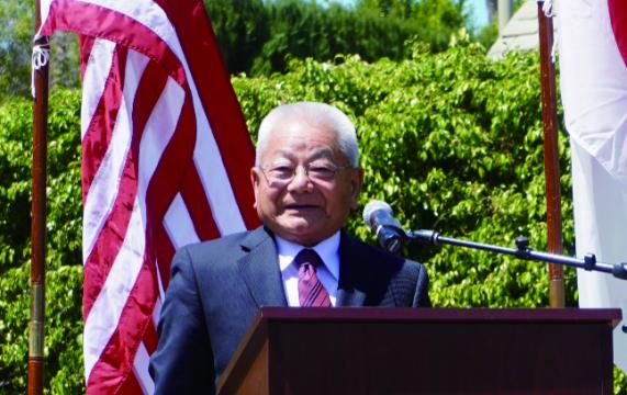 挨拶する岩下寿盛氏